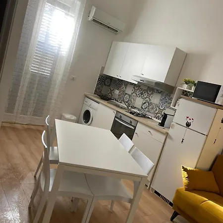 Mazzini House Apartment *