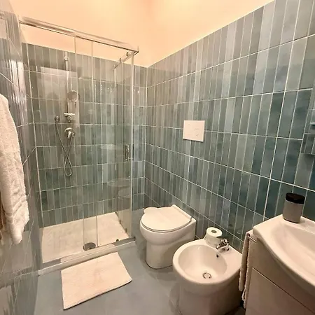 Mazzini House Apartmán *