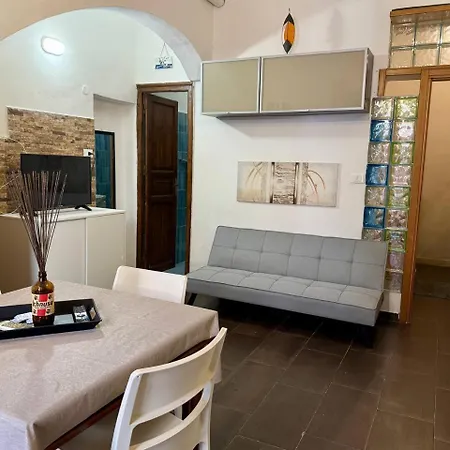 Apartment Mazzini House