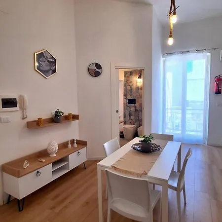 Mazzini House Apartmán