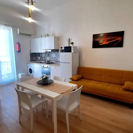 Mazzini House Apartmán